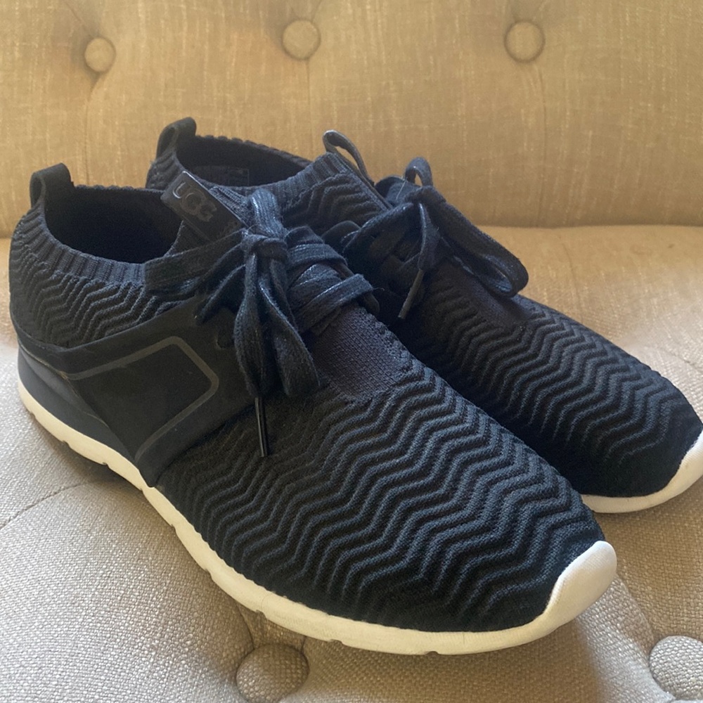 UGG Sneakers
